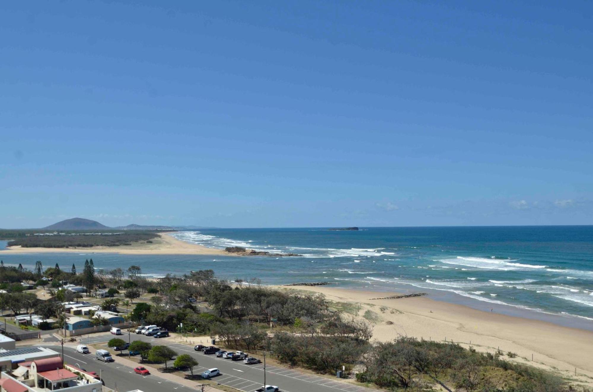 Chateau Royale Beach Resort Maroochydore Sunshine Coast Exterior photo