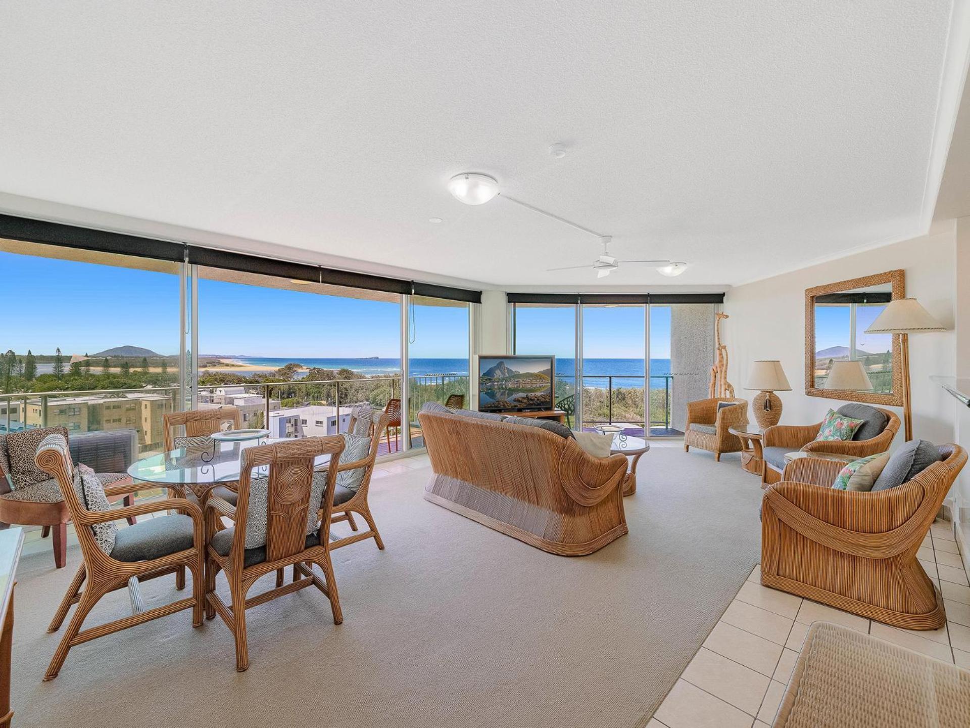 Chateau Royale Beach Resort Maroochydore Sunshine Coast Room photo